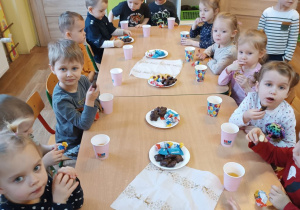 Dzieci świętują urodziny Igora