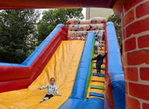 Zabawy na dmuchańcu