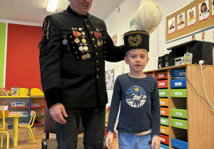 Chłopiec z górnikiem