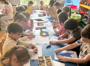 Zajęcia plastyczne z uczniami ze Szkoły Podstawowej nr 58